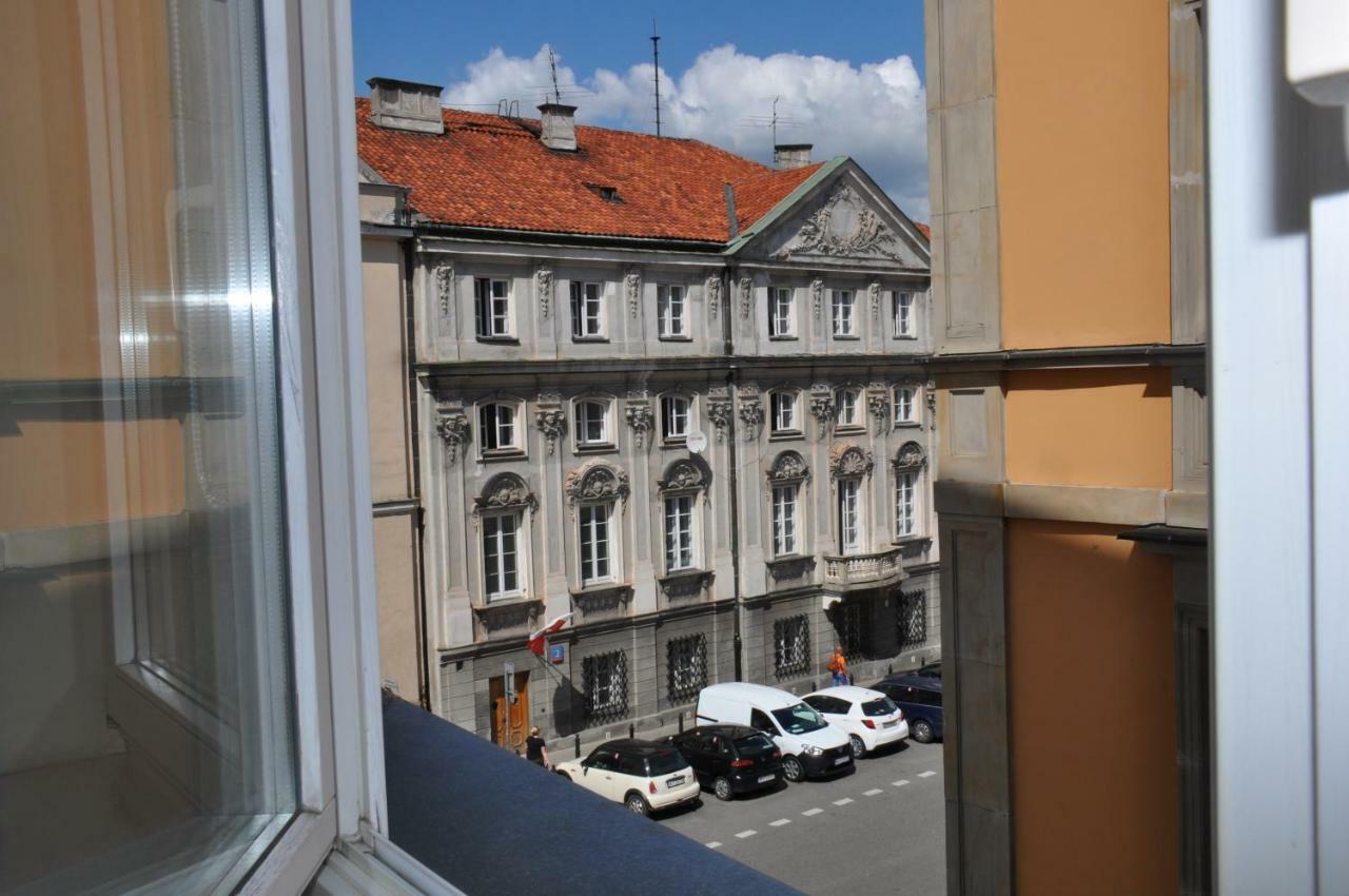 Stare Miasto - Trebacka Warschau Buitenkant foto